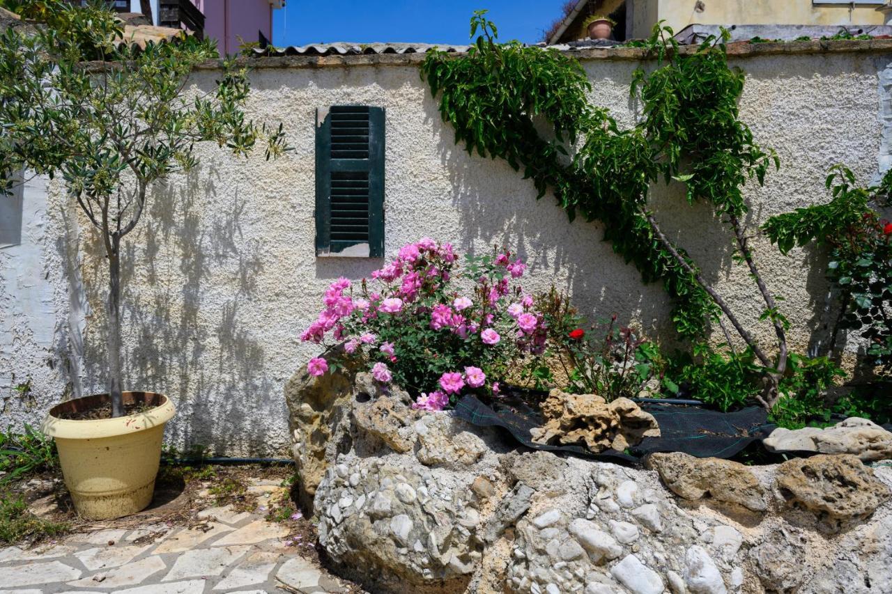 Harmony Corfu Apartments & Studios Экстерьер фото